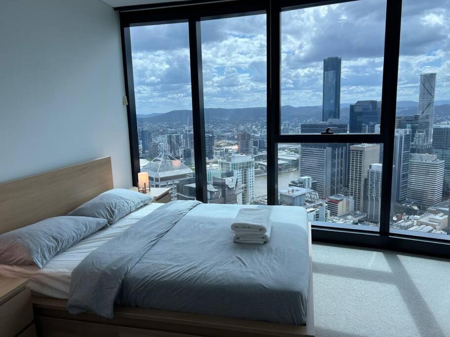 Amazing Views 60th Level Skytower 3 Bedrooms Brisbane